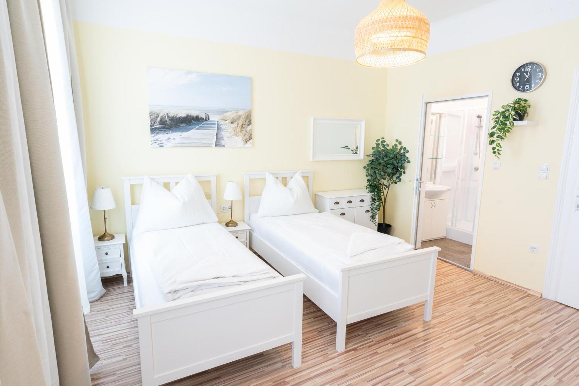 Hotel Schoenbrunn Wina Bagian luar foto