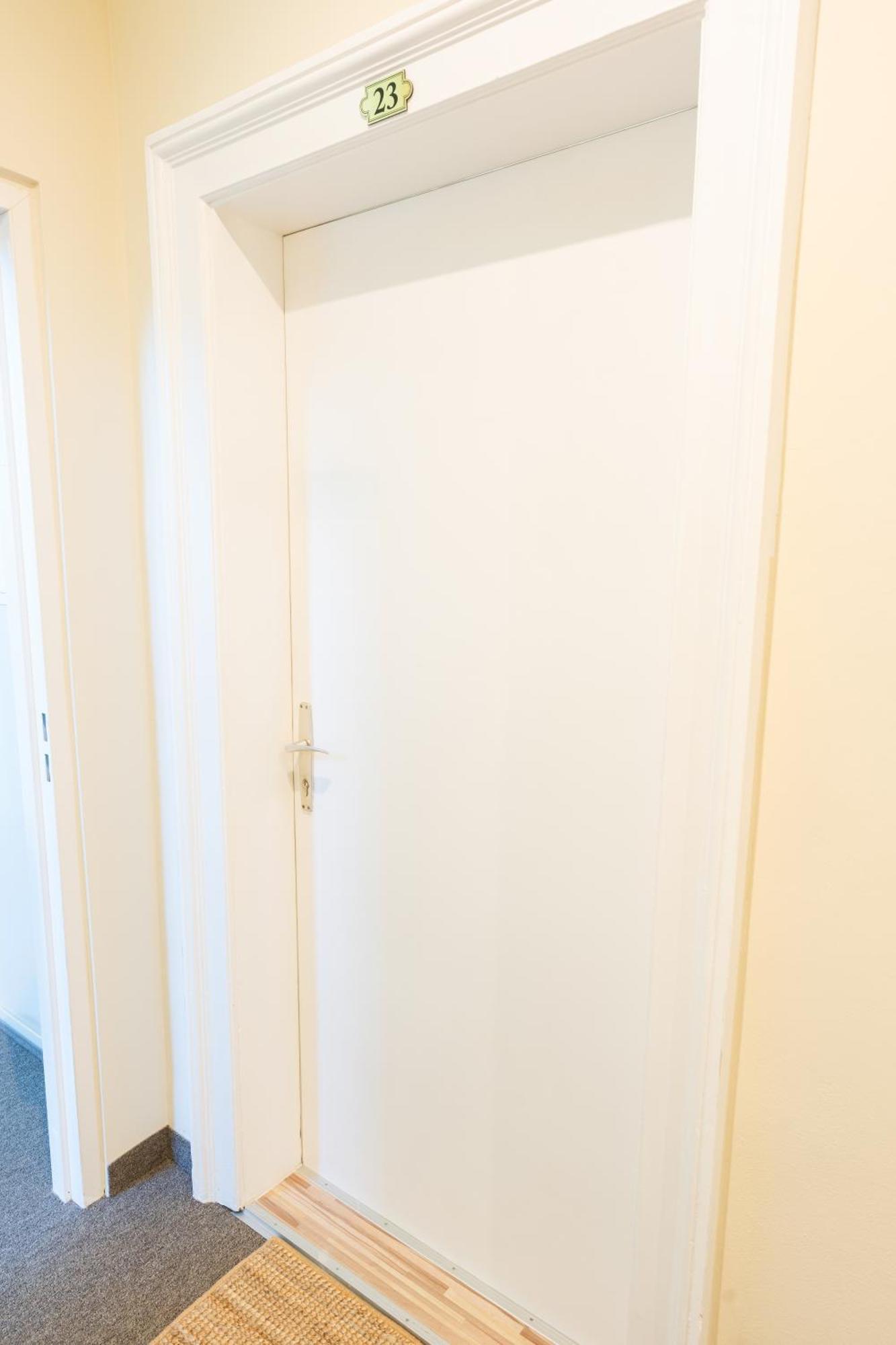 Hotel Schoenbrunn Wina Bagian luar foto